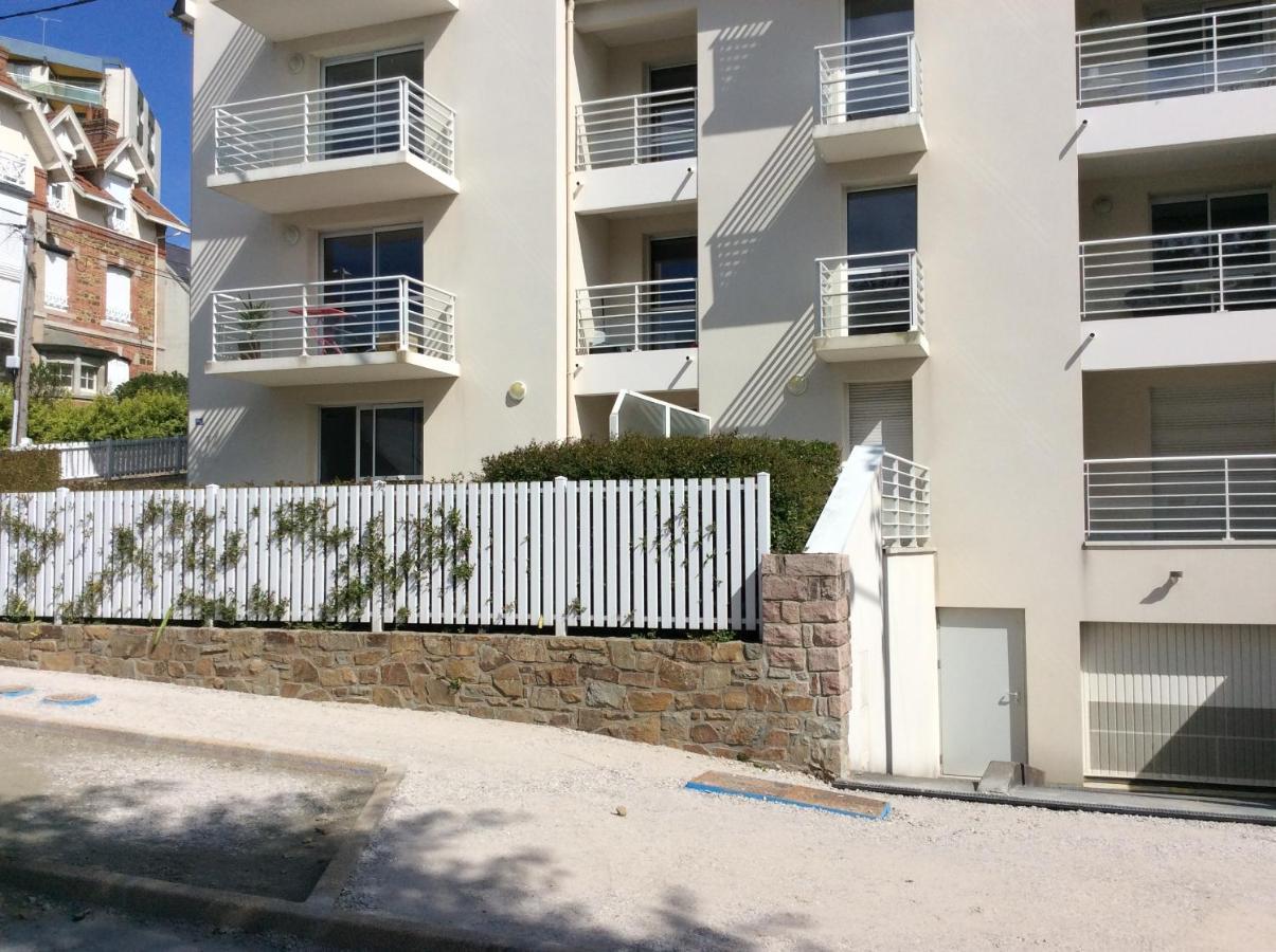 Pleneuf Val Andre Appart Standing 50 M De La Plage 2 A 4 Personnes Exteriör bild